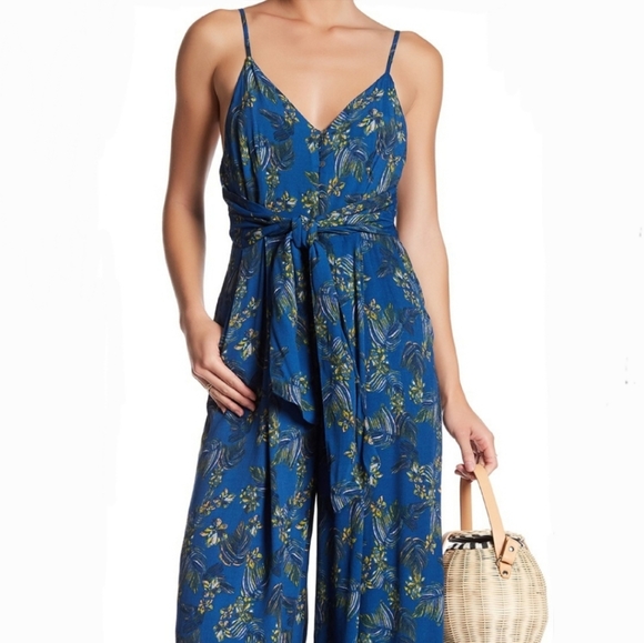 Free People Pants - 🌴Free People Romper Capri Pants